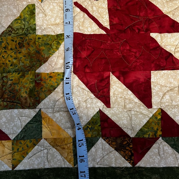 Leaves quilt runner. Handmade - Picture 6 of 9